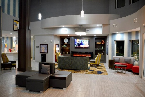 Best Western Plus Airport Inn & Suites image 7